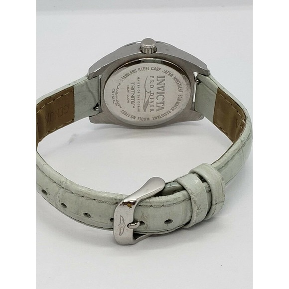 Invicta Women Pro Diver 33mm 17093 Watch